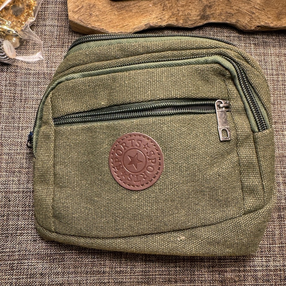 749-New Hunter Green Canvas Sport Crossbody/Fanny Pack Multi Pockets Size M/L